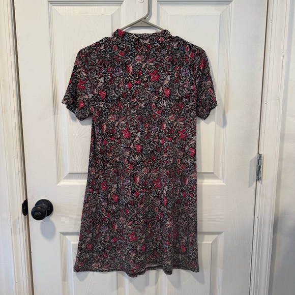 BCBGeneration Red and White Mock Neck Mini Dress - Picture 2 of 6